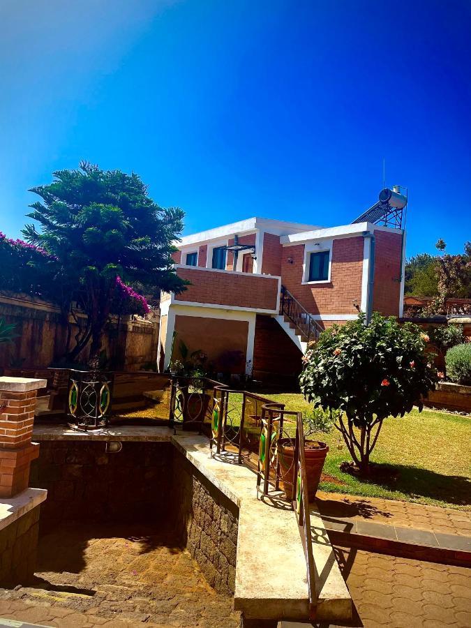 Appartements D'Hotes Marciloui Antsirabe Esterno foto