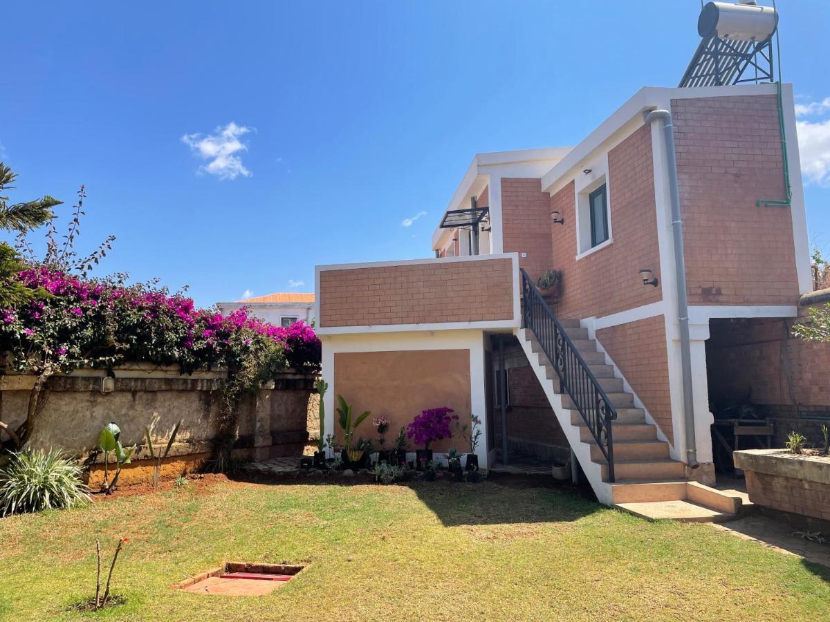 Appartements D'Hotes Marciloui Antsirabe Esterno foto