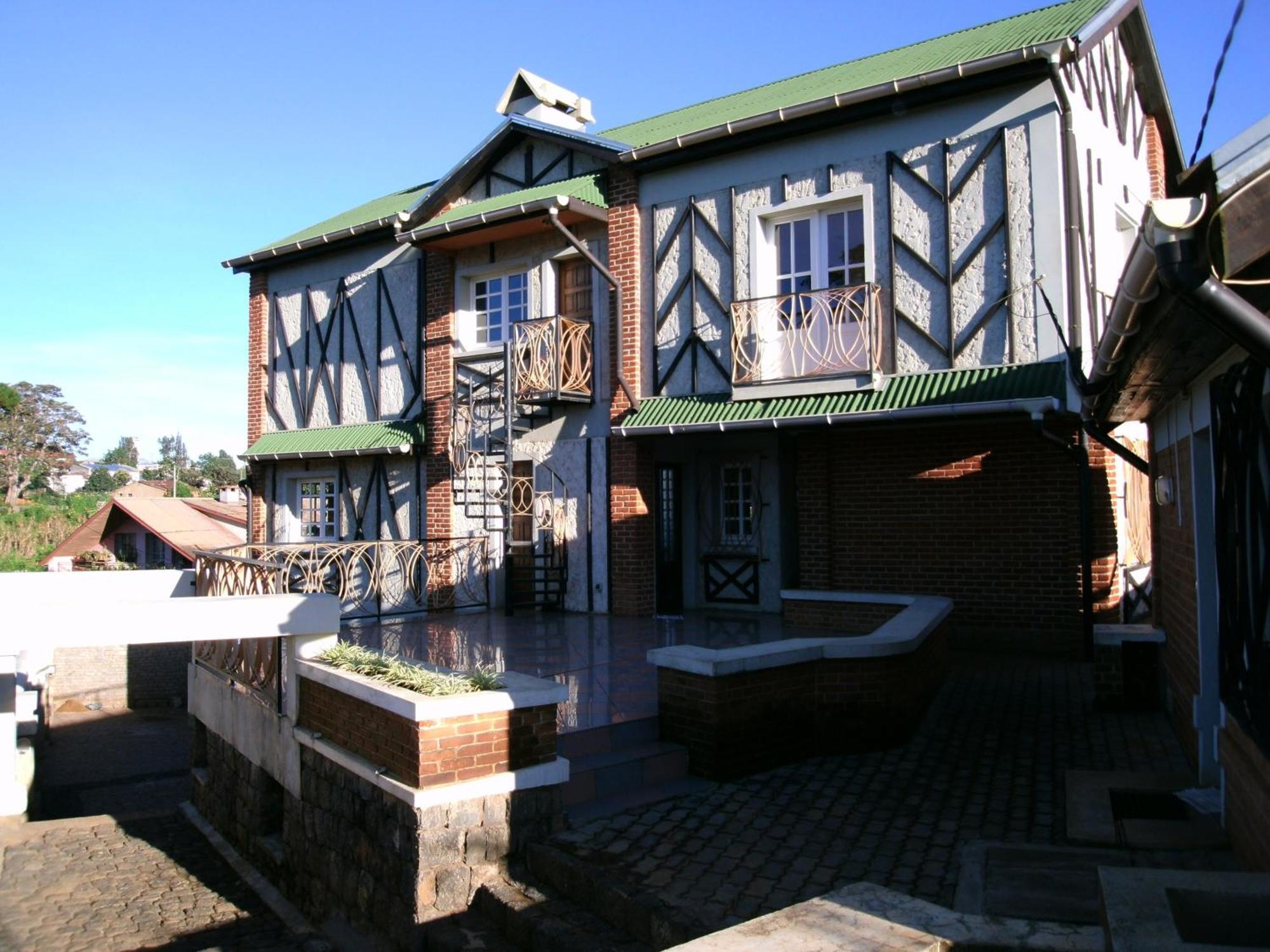 Appartements D'Hotes Marciloui Antsirabe Esterno foto