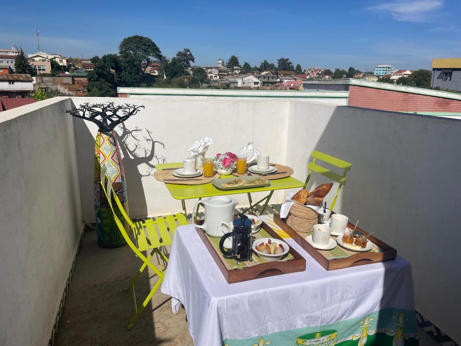 Appartements D'Hotes Marciloui Antsirabe Esterno foto