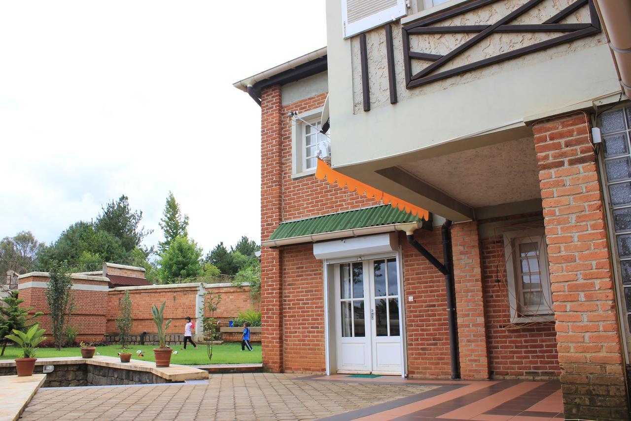 Appartements D'Hotes Marciloui Antsirabe Esterno foto